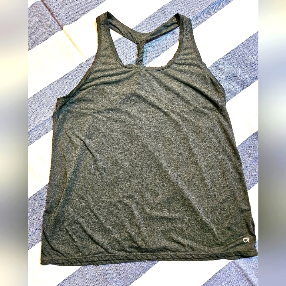 GAP Fit braided back workout top L